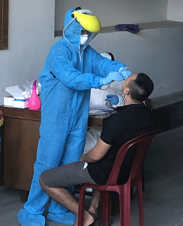 Chủ tịch UBND thành phố yêu cầu nghiên cứu chuyển trạng thái phòng, chống dịch COVID-19