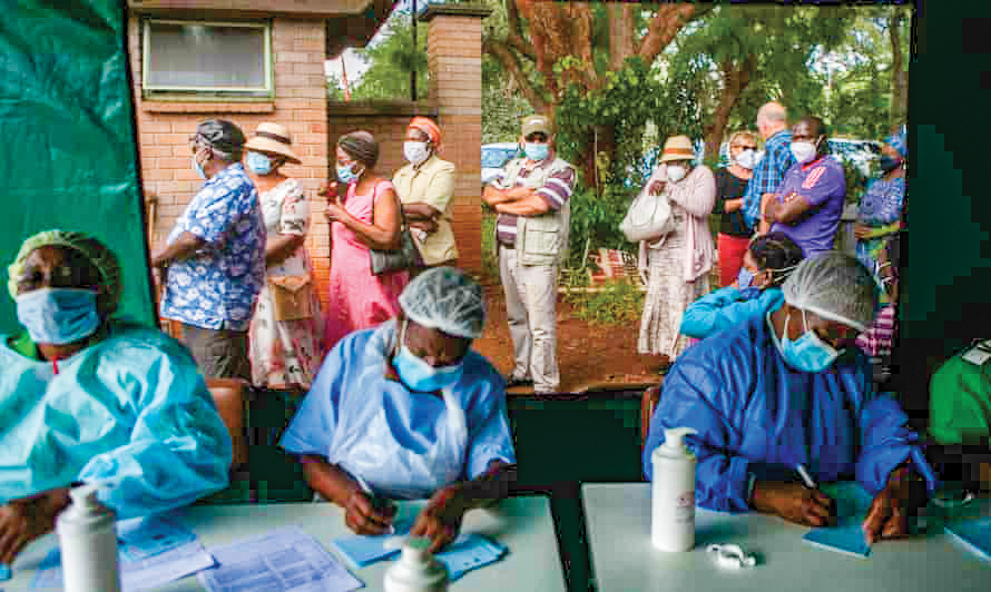 Nhân viên y tế Zimbabwe vất vả giữa đại dịch COVID-19. Ảnh: Getty Images