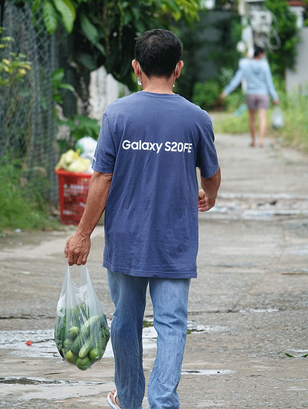 “Mua không có cứ lấy 1 phần”