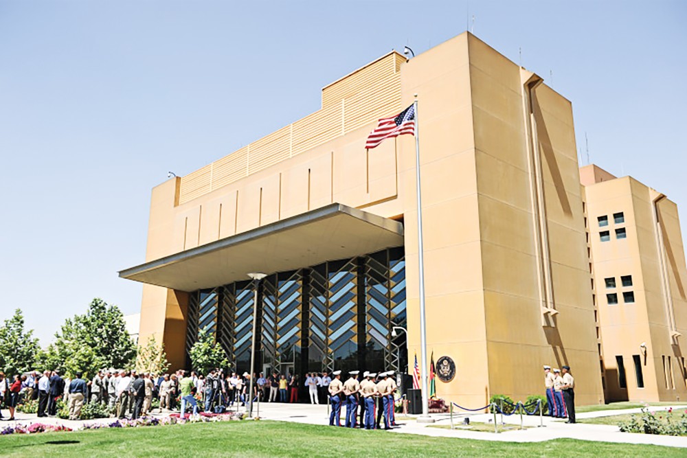 Mỹ chuẩn bị di tản nhân viên đại sứ quán tại Kabul.