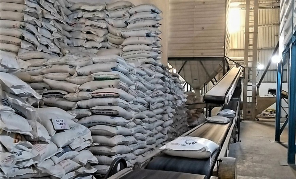 Cục Quản lý giá yêu cầu công ty bán gạo phải có lượng tồn kho tối thiểu 30.000 tấn.