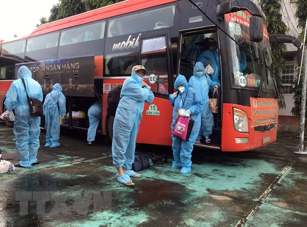 Chốt phương án vận chuyển người lao động đến TP.HCM làm việc