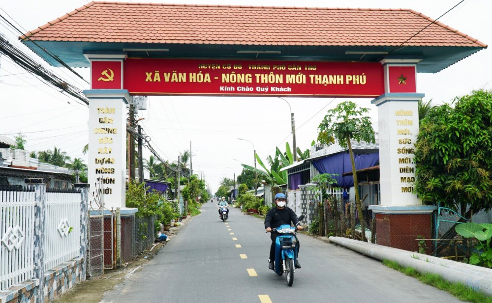 Xã Thạnh Phú nỗ lực nâng cấp đường giao thông, tạo hành lang các tuyến đường thông thoáng góp phần bảo đảm ATGT.