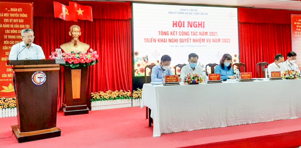 Đồng chí Nguyễn Trung Nhân phát biểu chỉ đạo hội nghị.
