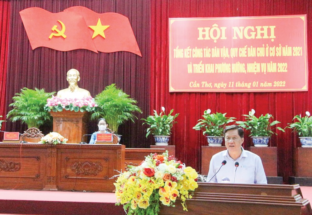 Đồng chí Phạm Văn Hiểu phát biểu chỉ đạo hội nghị. Ảnh: NGỌC QUYÊN