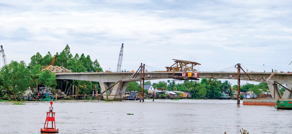 Công trình cầu Vàm Xáng, huyện Phong Điền.