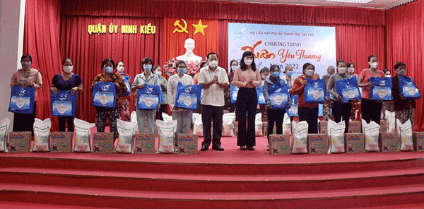 “Xuân yêu thương”