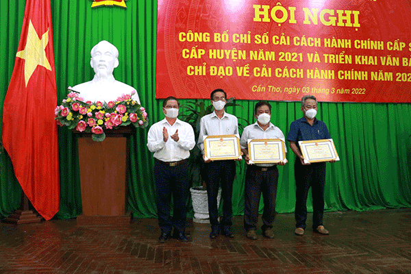 Kiên quyết không làm phát sinh thêm thủ tục, từng bước cắt giảm thời gian giải quyết công việc