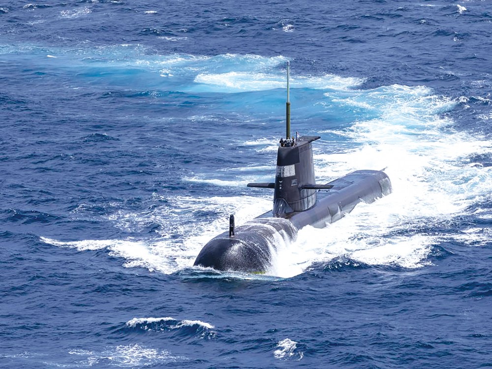 Úc xây căn cứ tàu ngầm hạt nhân Tàu ngầm HMAS Rankin lớp Collins của Hải quân Úc. Ảnh: news.com
