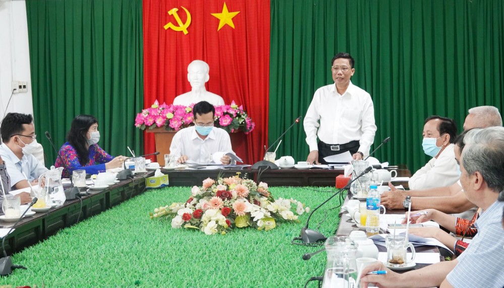 Ông Nguyễn Thực Hiện phát biểu kết luận cuộc họp.