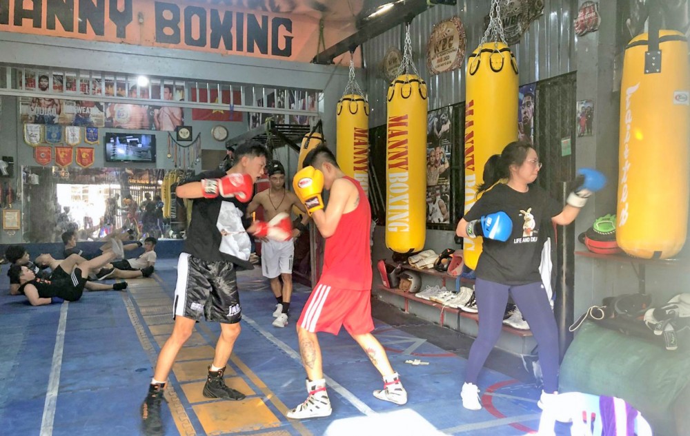 Không khí tập luyện tại phòng boxing Manny vào chiều 9-3.