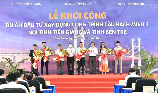 Khởi công cầu Rạch Miễu 2, xóa nút thắt trên tuyến giao thông huyết mạch ĐBSCL