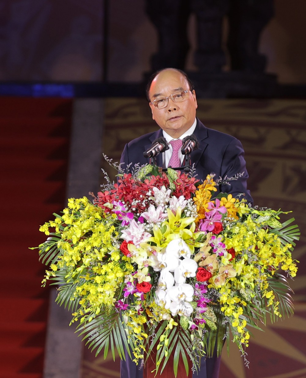Chủ tịch nước Nguyễn Xuân Phúc phát biểu tại lễ khánh thành đền thờ Vua Hùng TP Cần Thơ.