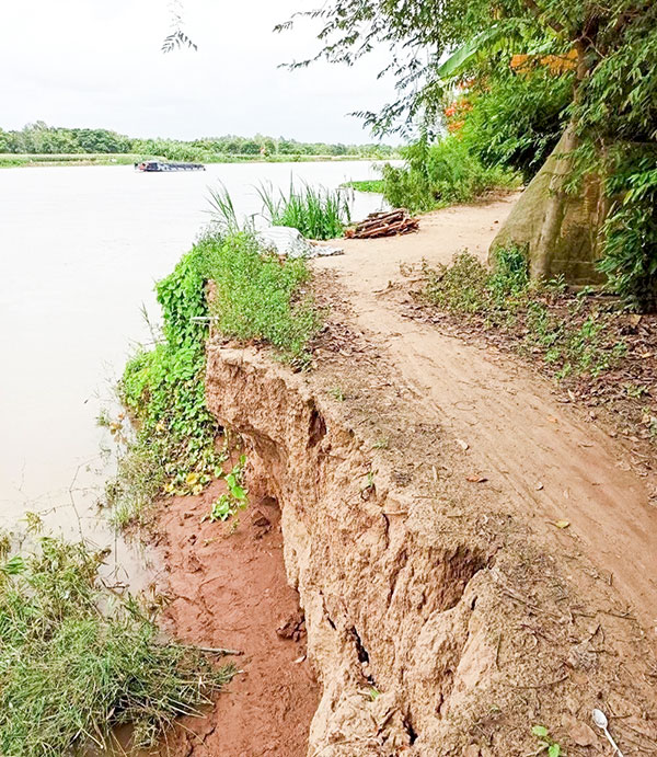 An Giang: Xuất hiện 2 điểm sạt lở ở bờ Tây sông Hậu