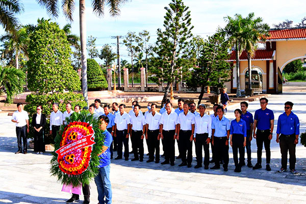 Nhiệt điện Cần Thơ tri ân các anh hùng liệt sĩ