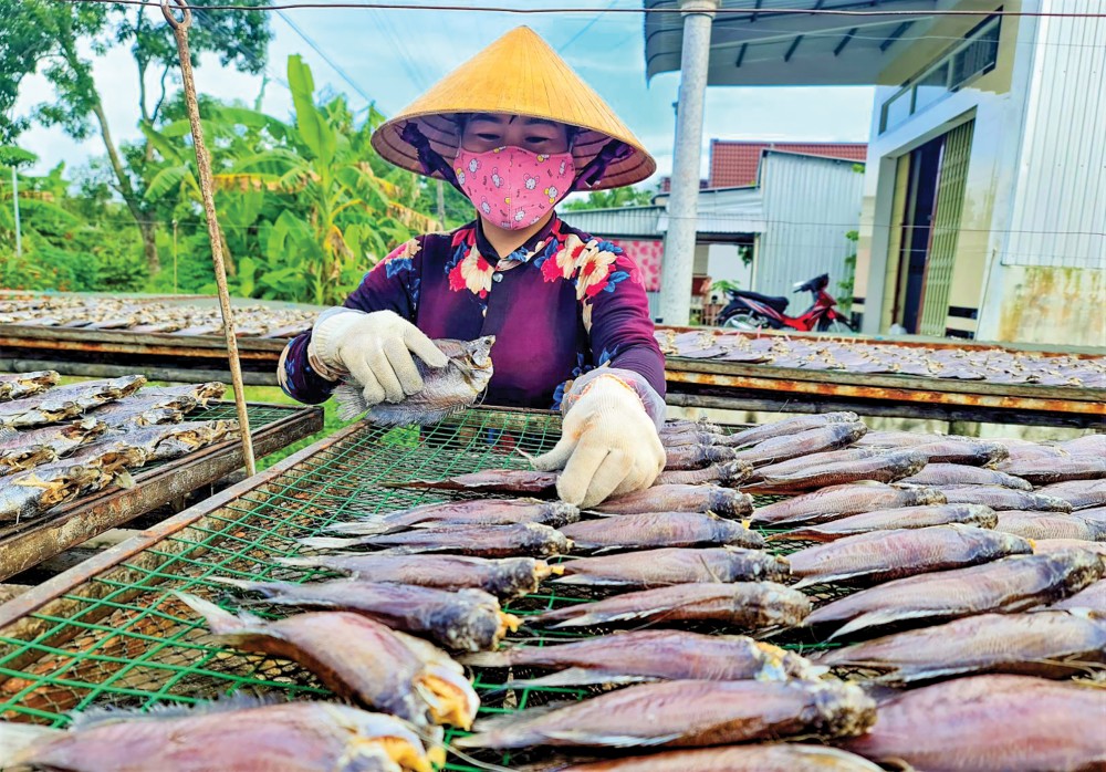 Nhãn hiệu "Cá khô bổi U Minh" đã phát triển hơn nhờ chương trình OCOP.
