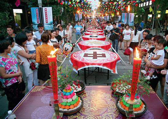 Trung thu là một lễ hội lớn ở Trung Quốc.