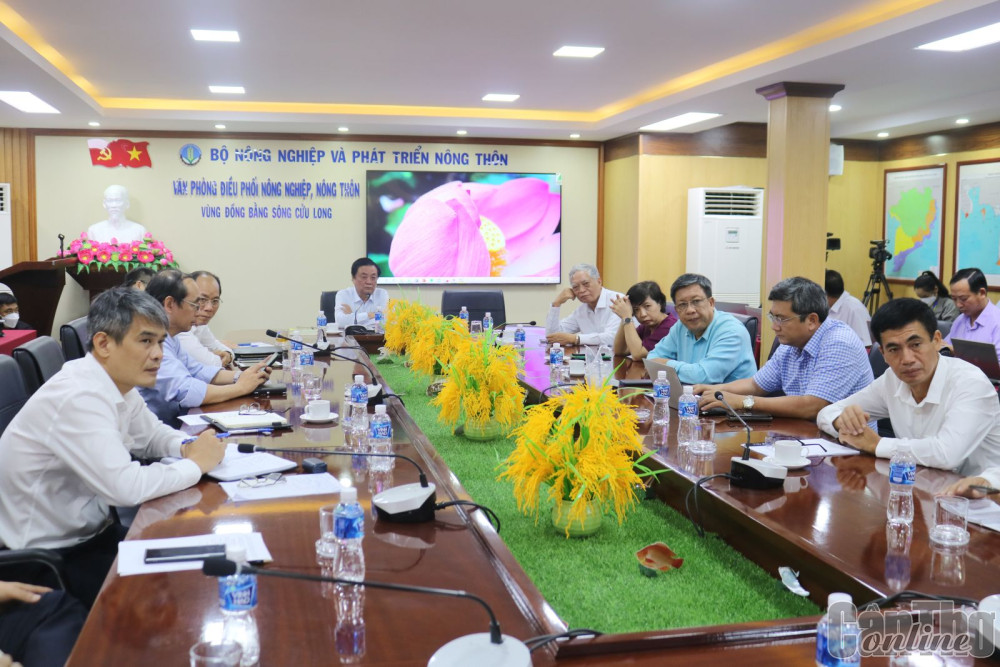 Tăng cường phối hợp, đẩy mạnh cơ giới hóa trong nông nghiệp