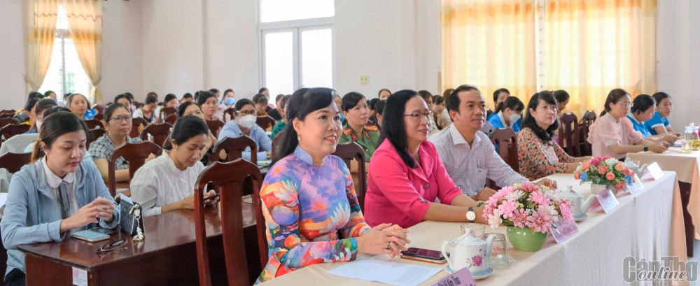 Các đại biểu tham dự lớp tập huấn.