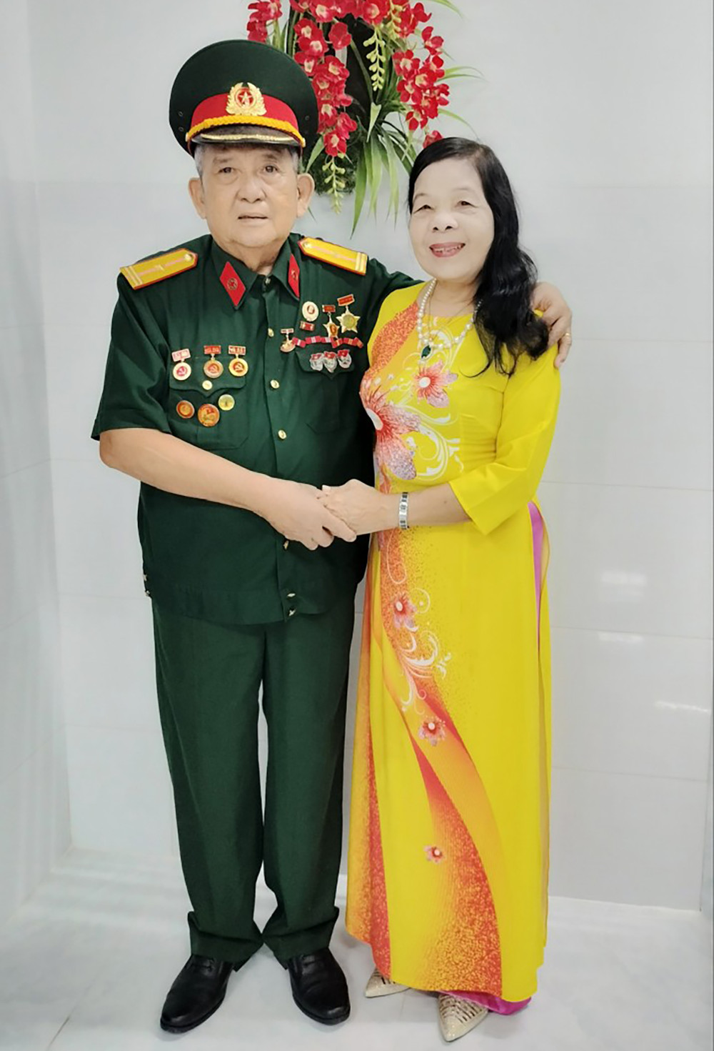 Niềm vui nhỏ, hạnh phúc to Vợ chồng cô Lê Hồng Tươi - chú Trần Văn An. Ảnh: nhân vật cung cấp