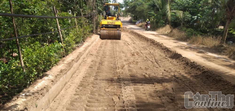 Quan tâm đầu tư hạ tầng giao thông