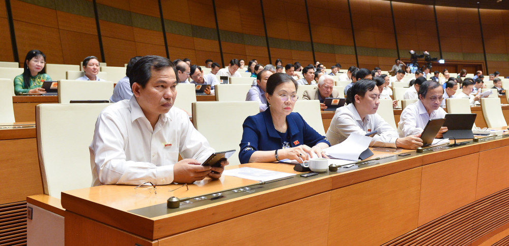 Đoàn đại biểu Quốc hội đơn vị TP Cần Thơ tại phiên họp chiều 10-11. Ảnh: quochoi.vn