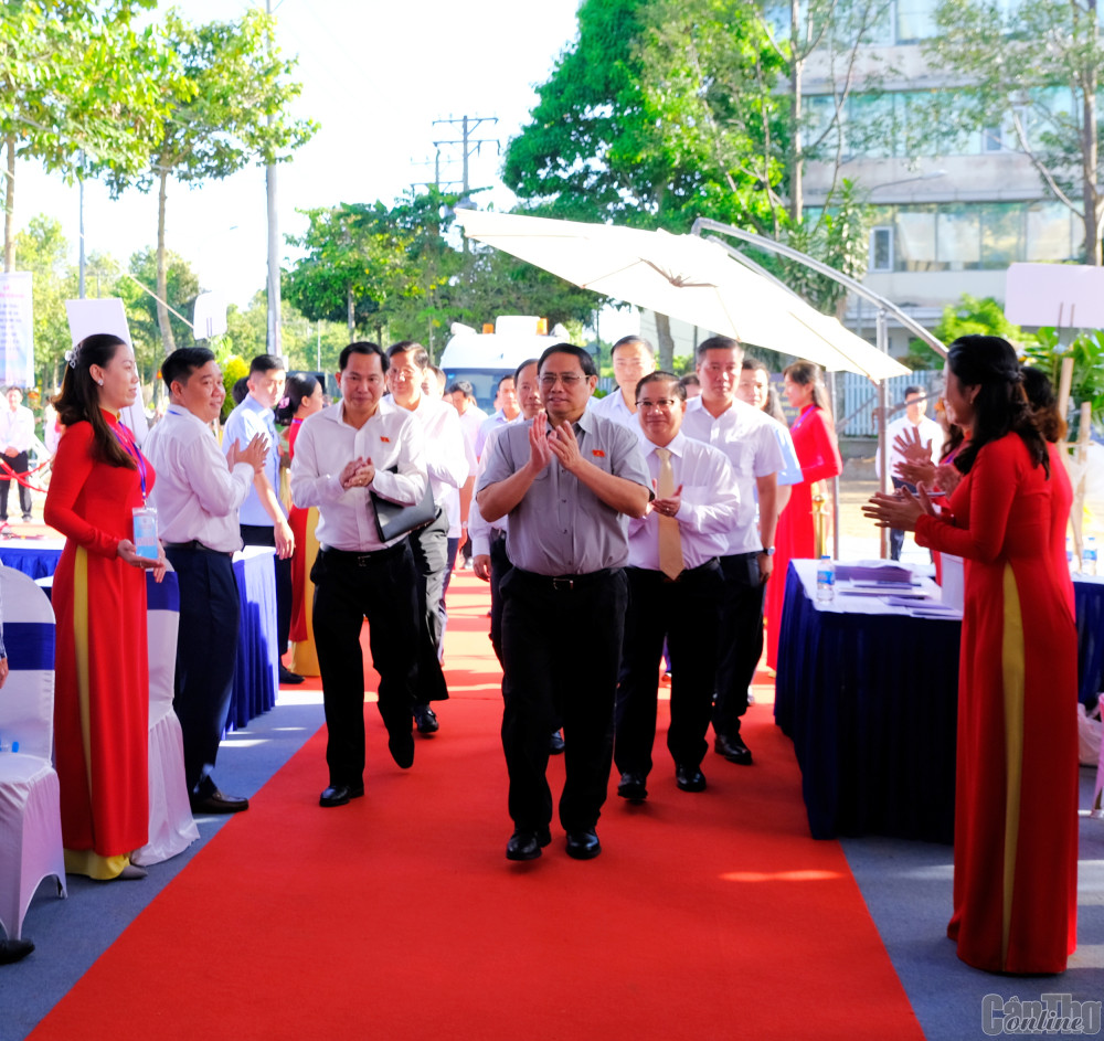 Thủ tướng Chính phủ Phạm Minh Chính đến dự lễ khởi công.