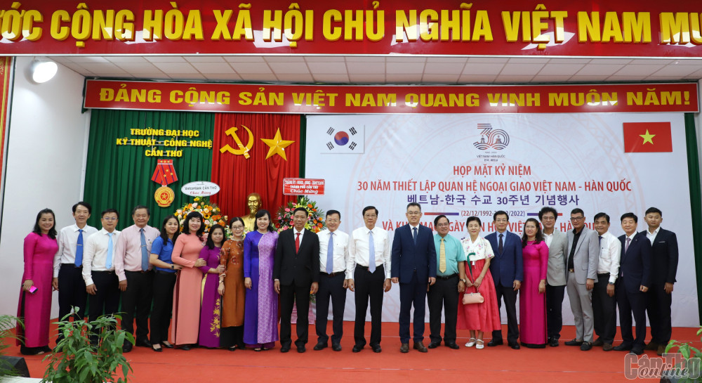 Meeting celebrates 30th anniversary of Vietnam-RoK diplomatic ties ...