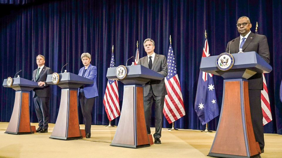 Quan chức Mỹ  - Úc họp báo sau cuộc gặp 2+2. Ảnh: Getty