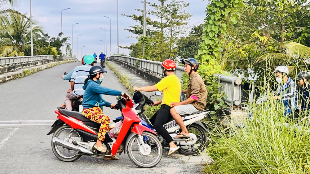 Tiềm ẩn nhiều nguy cơ mất an toàn giao thông