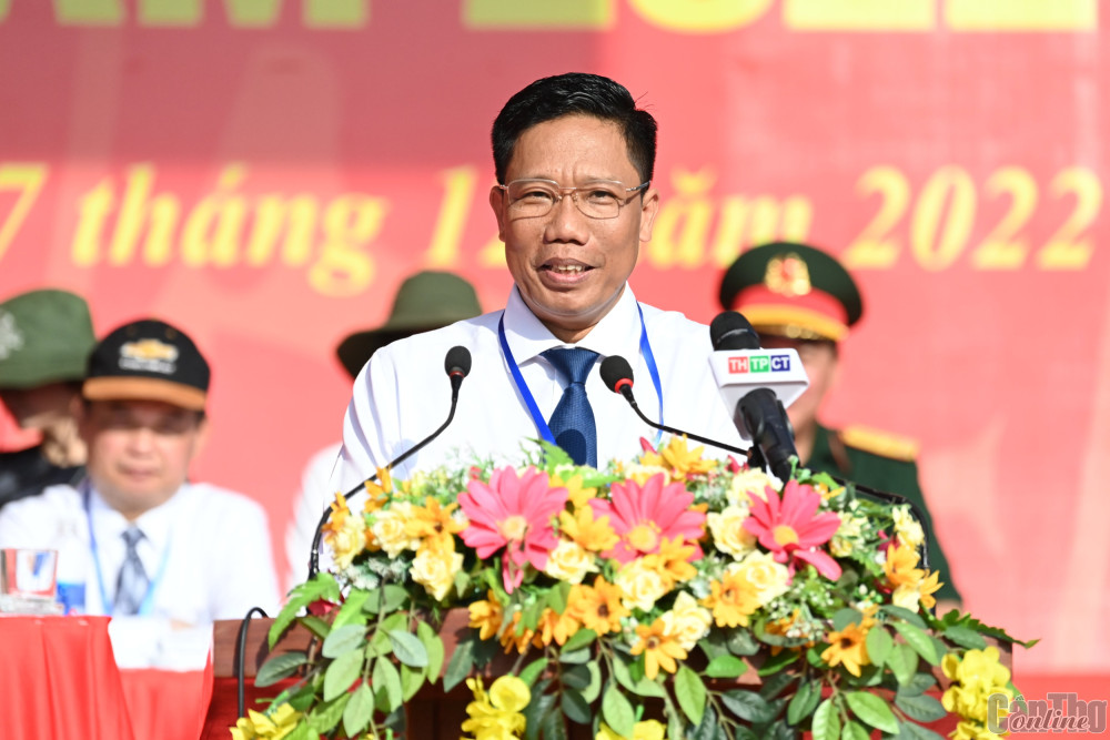 Đồng chí Nguyễn Thực Hiện, Phó Chủ tịch UBND TP Cần Thơ, phát biểu chào mừng.