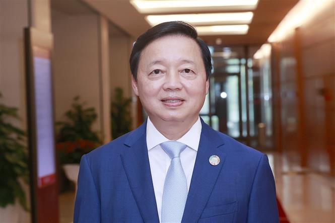 Quốc hội phê chuẩn bổ nhiệm hai Phó Thủ tướng Trần Lưu Quang và Trần Hồng Hà