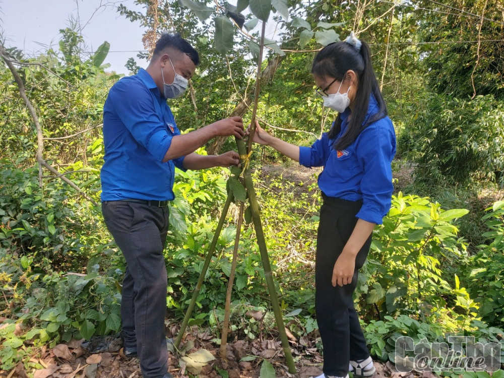 Tình nguyện vì cuộc sống cộng đồng