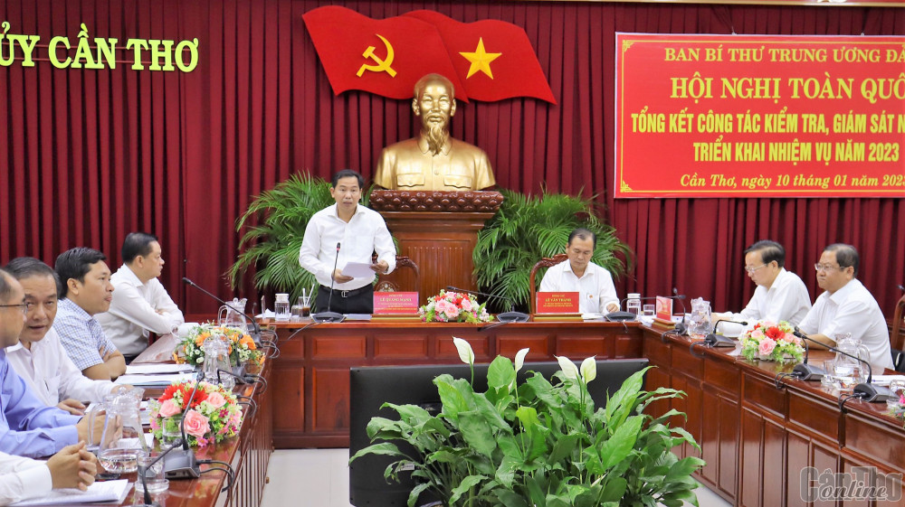 Kịp thời phát hiện, phòng ngừa từ sớm, không để khuyết điểm, vi phạm nhỏ tích tụ thành sai phạm lớn, dẫn đến vi phạm