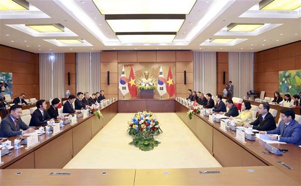 Vietnamese, RoK top legislators hold talks
