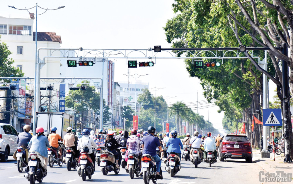 Đèn tín hiệu giao thông đường bộ phải được lắp đặt ở vị trí và độ cao như  thế nào để thuận tiện cho người tham gia giao thông