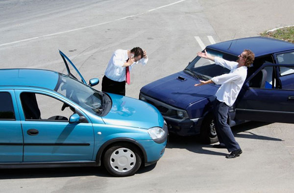 Chọn mua bảo hiểm thân vỏ xe ô tô ở đâu uy tín, đảm bảo nhất?