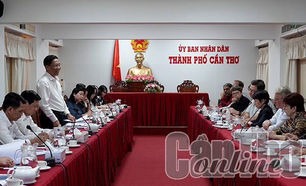 Lãnh đạo thành phố làm việc với đoàn đại biểu Ủy ban Ngân sách Quốc hội Cộng hòa Liên bang Đức