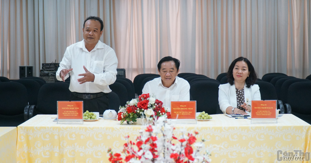 Lãnh đạo tỉnh Bình Dương đến trao đổi kinh nghiệm hoạt động của báo, đài TP Cần Thơ