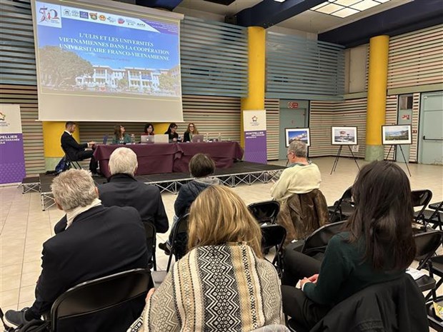 Symposium discusses 50 years of Vietnam-France relations