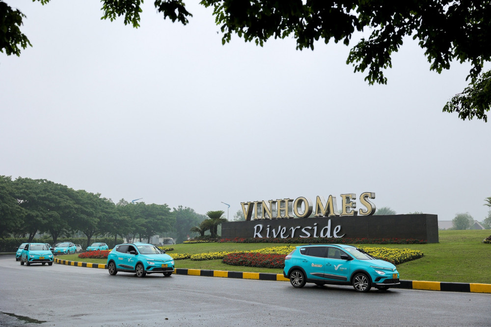 Khai trương hãng taxi thuần điện đầu tiên tại Việt Nam