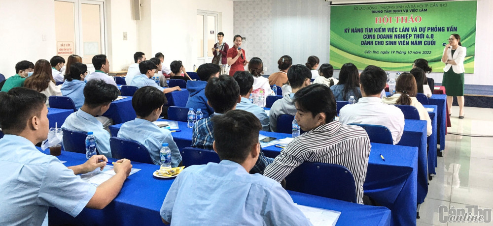 Các cơ sở GDNN tạo điều kiện để học sinh, sinh viên tham gia các sự kiện tư vấn hướng nghiệp, giao dịch việc làm.