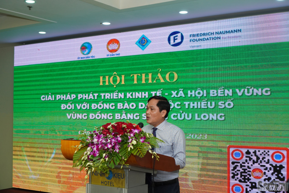 Ông Nguyễn Văn Hồng, Phó Chủ tịch UBND TP Cần Thơ phát biểu chào mừng hội thảo. Ảnh: L.G