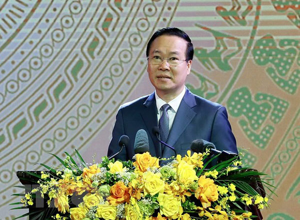 'Văn nghệ sỹ đóng vai trò then chốt, gìn giữ và phát triển văn hóa'
