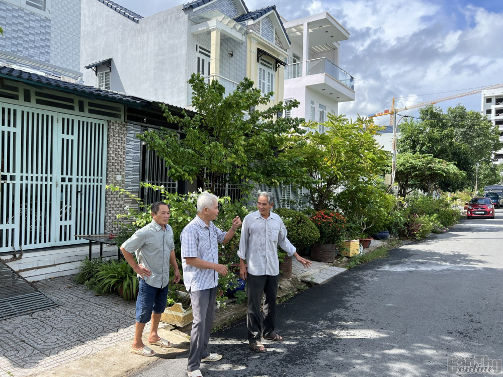 Hơn 5 năm qua, người dân ở lô 5C cất nhà sinh sống nhưng chưa được cấp GCNQSDĐ.