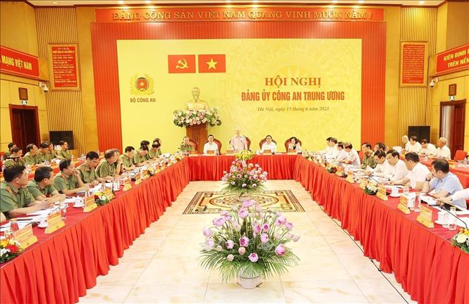 Tổng Bí thư Nguyễn Phú Trọng: Lực lượng Công an nhân dân phát huy vai trò "gương mẫu, đi đầu" trong xây dựng, chỉnh đốn Đảng