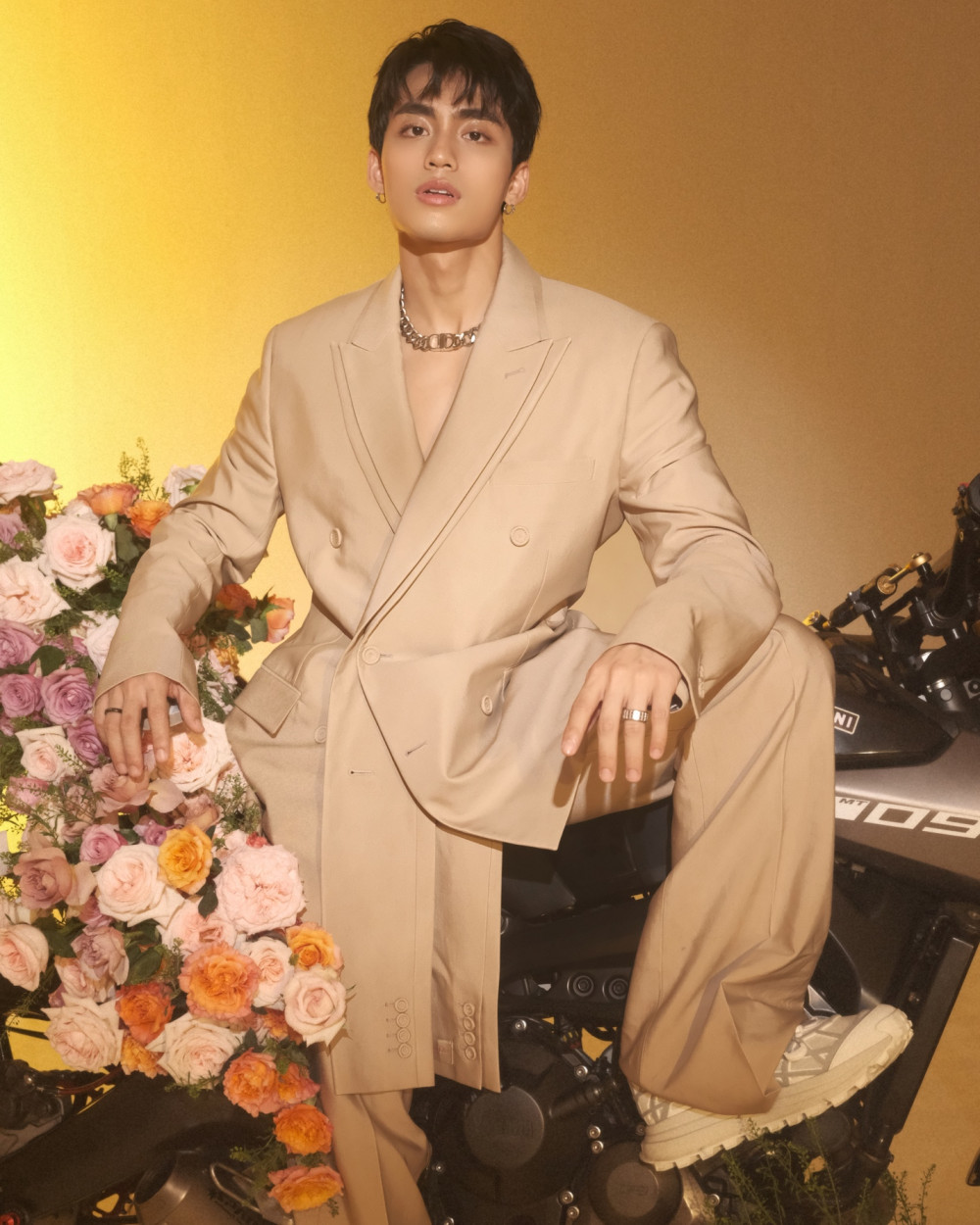 Điểm mặt 7 “hitmakers” Việt cùng Charlie Puth “khuấy đảo” sân khấu 8Wonder
