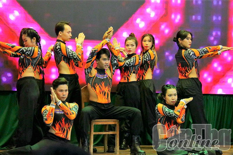 Kết nối sinh viên qua câu lạc bộ