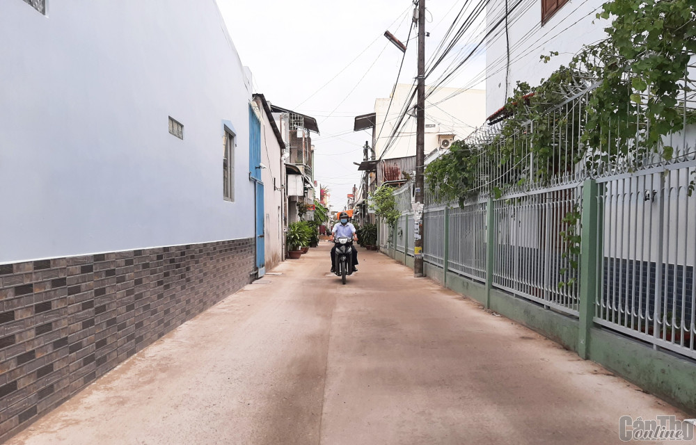 Nhờ sự đồng tình của nhân dân, nhiều tuyến hẻm ở khu vực 5 được nâng cấp khang trang.