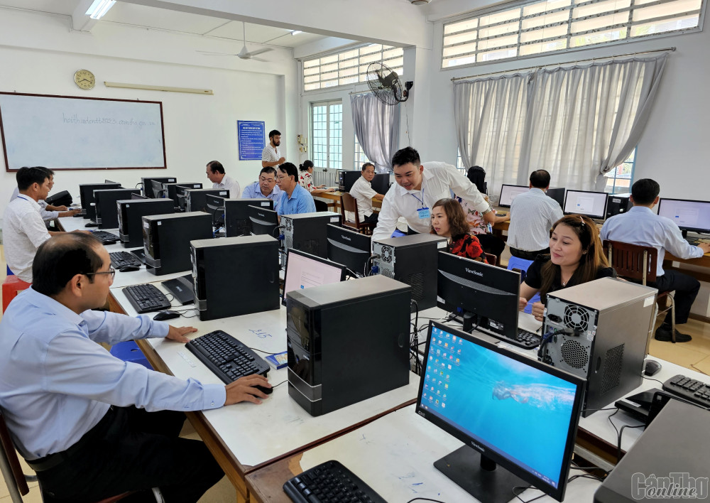 Các thí sinh tham gia cuộc thi.